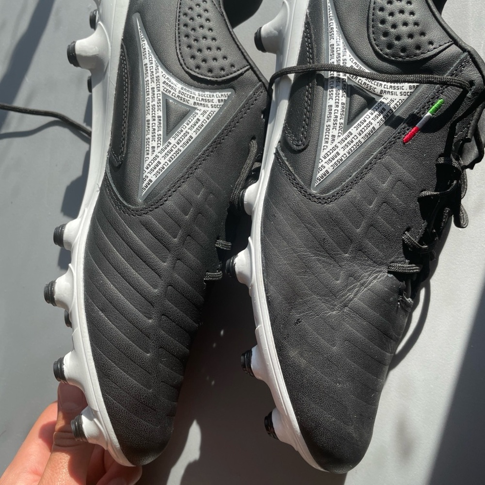 Pirma soccer cleats size 10
